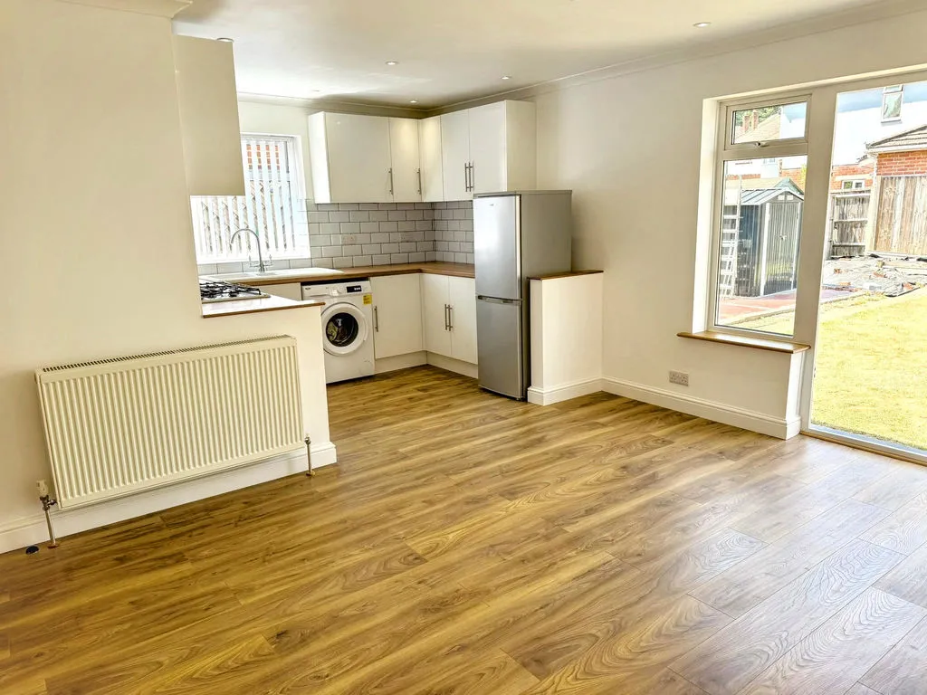 Dale Valley Close, Southampton SO16 6QQ, photo 4