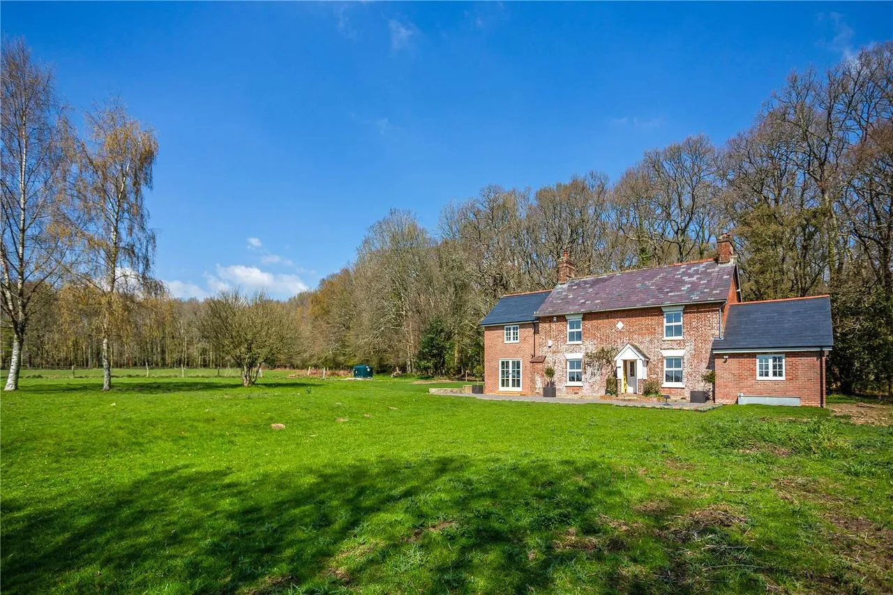 Coles Lane, Landford, SP5, photo 11