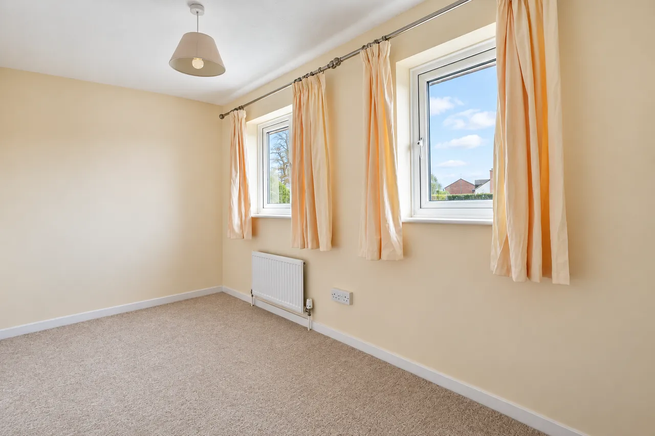 Vane Road, Thame, OX9, photo 11