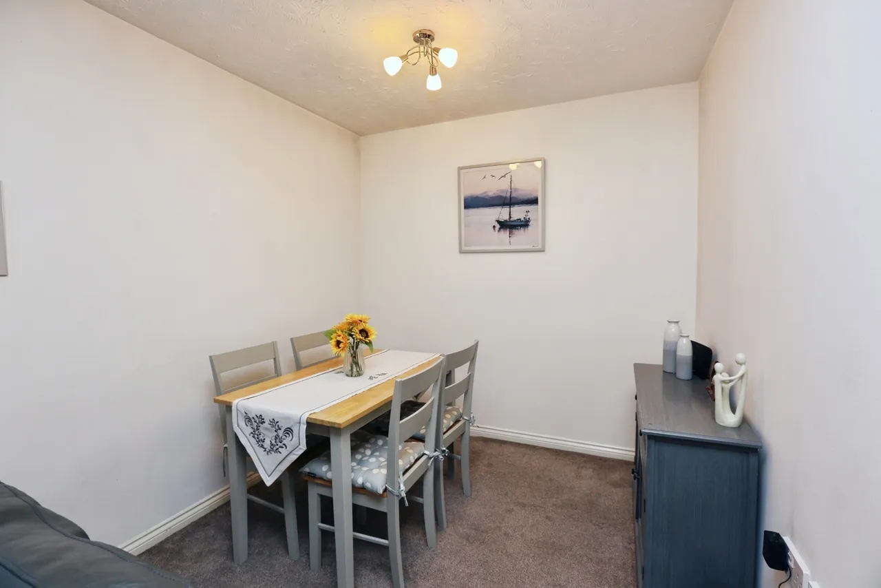 Hayling Close, Gosport, PO12, photo 13