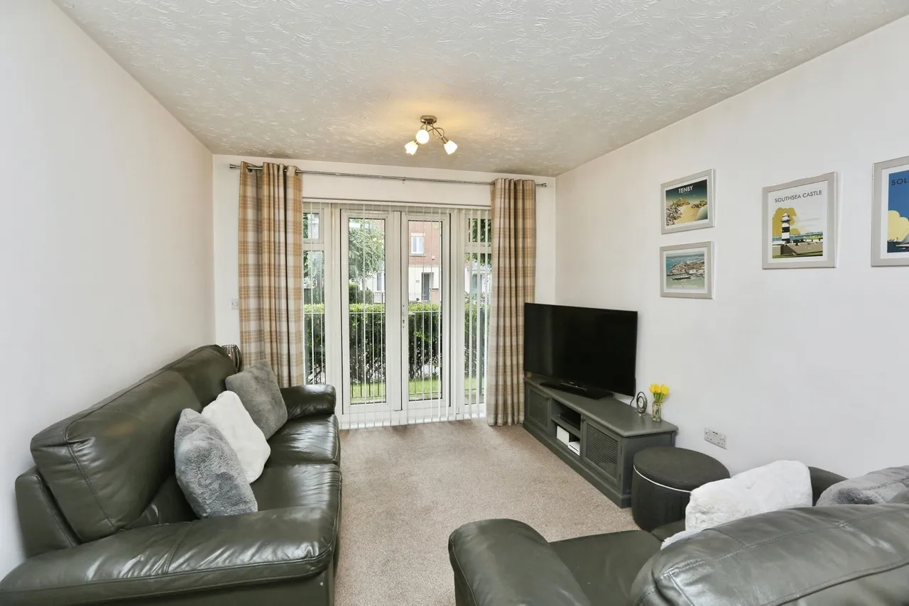 Hayling Close, Gosport, PO12, photo 11