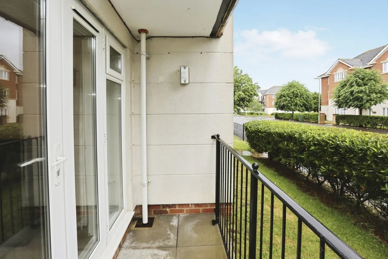 Hayling Close, Gosport, PO12, photo 17