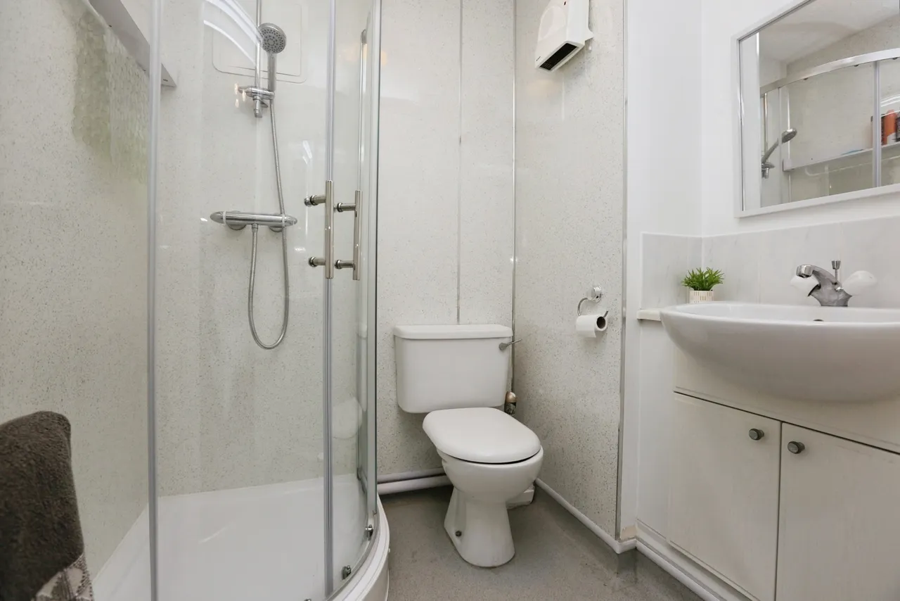 Hayling Close, Gosport, PO12, photo 12