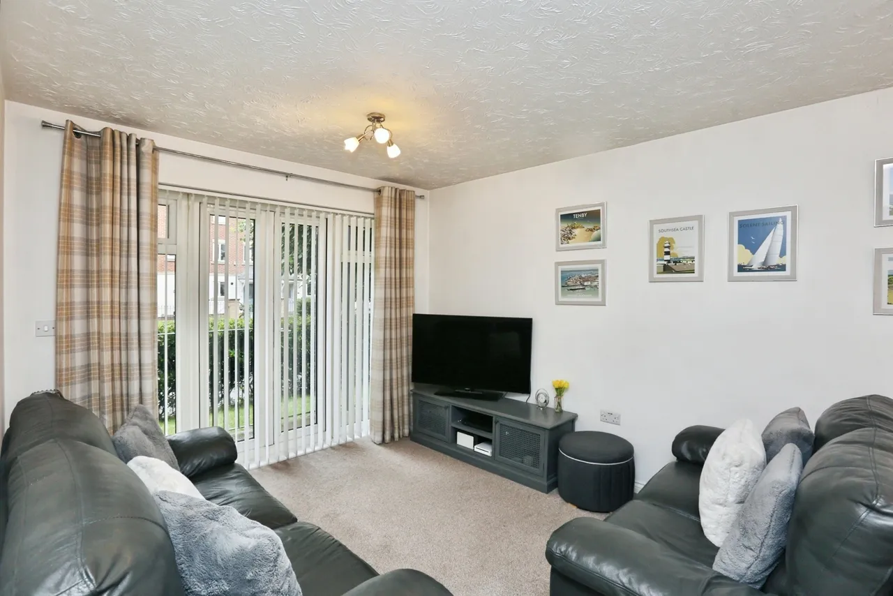 Hayling Close, Gosport, PO12, photo 3