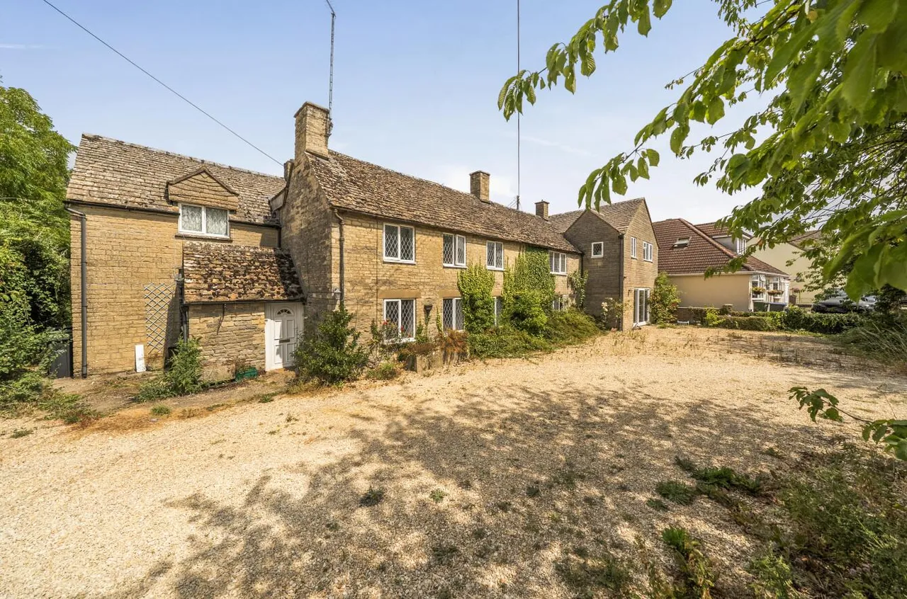 Chelworth Road, Cricklade, SN6, photo 18