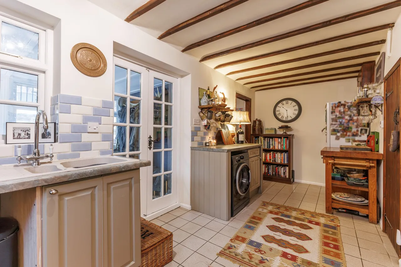 Brook Lane, Cropthorne, WR10, photo 8