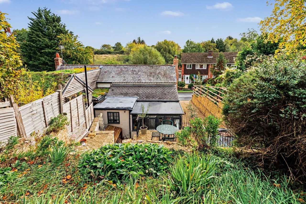 Brook Lane, Cropthorne, WR10, photo 18