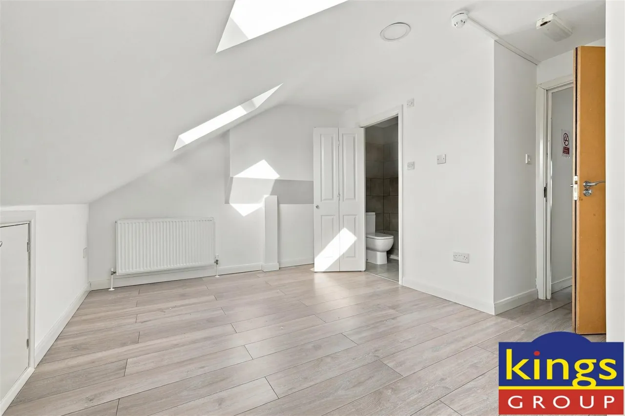Grosvenor Road, Edmonton, N9, photo 17