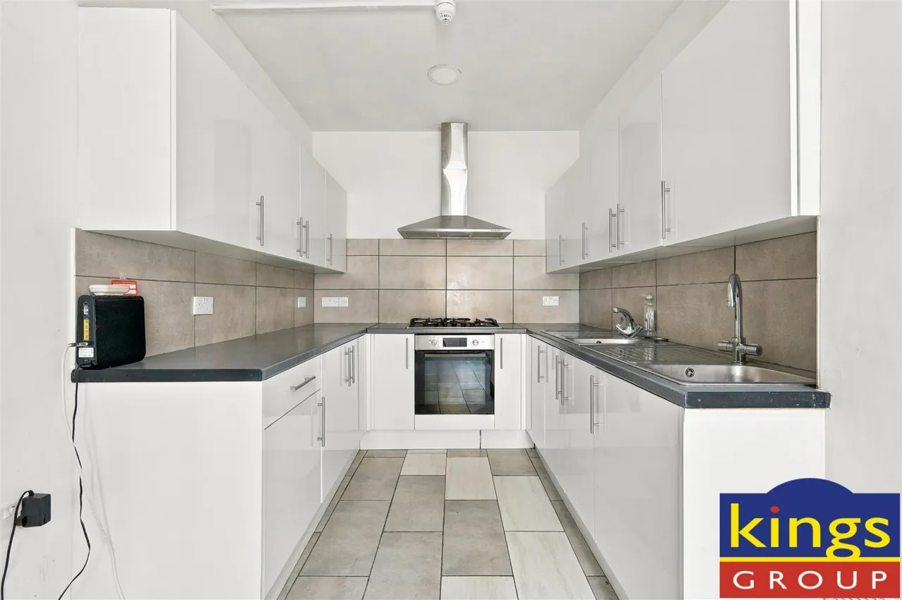 Grosvenor Road, Edmonton, N9, photo 3