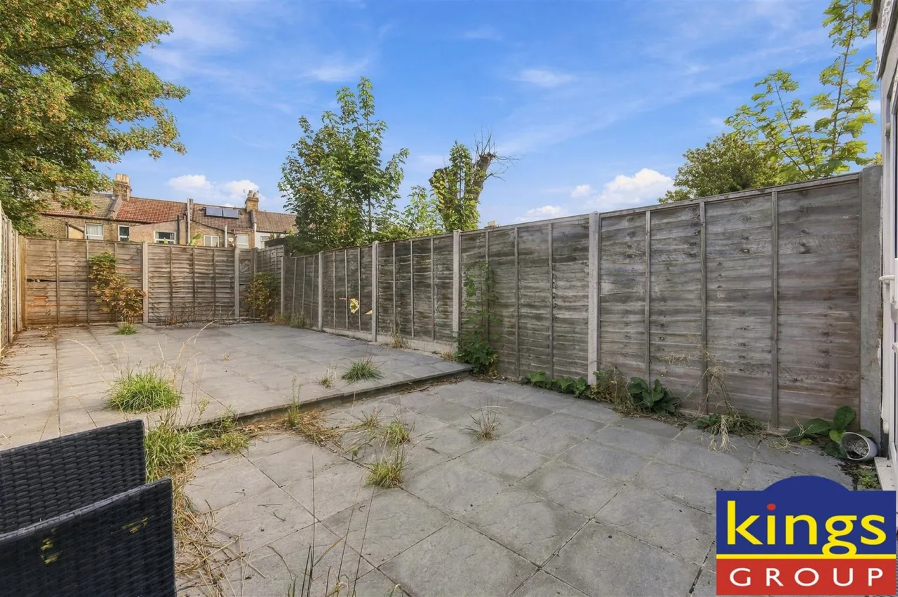 Grosvenor Road, Edmonton, N9, photo 22
