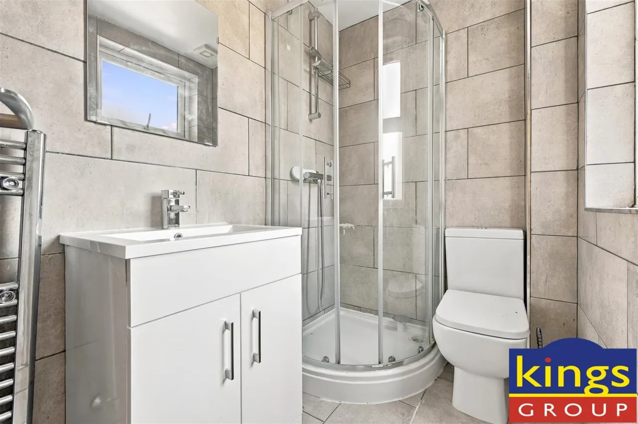 Grosvenor Road, Edmonton, N9, photo 18