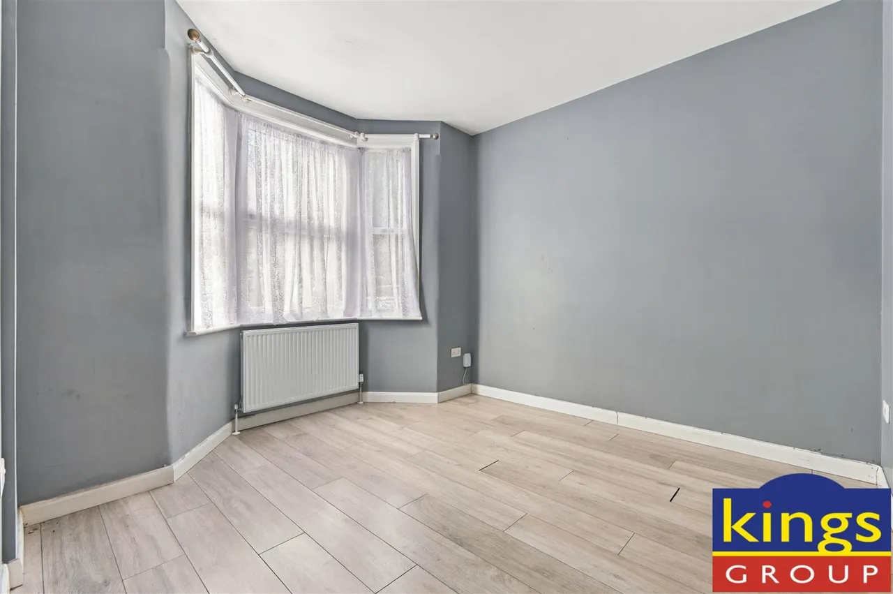 Grosvenor Road, Edmonton, N9, photo 2
