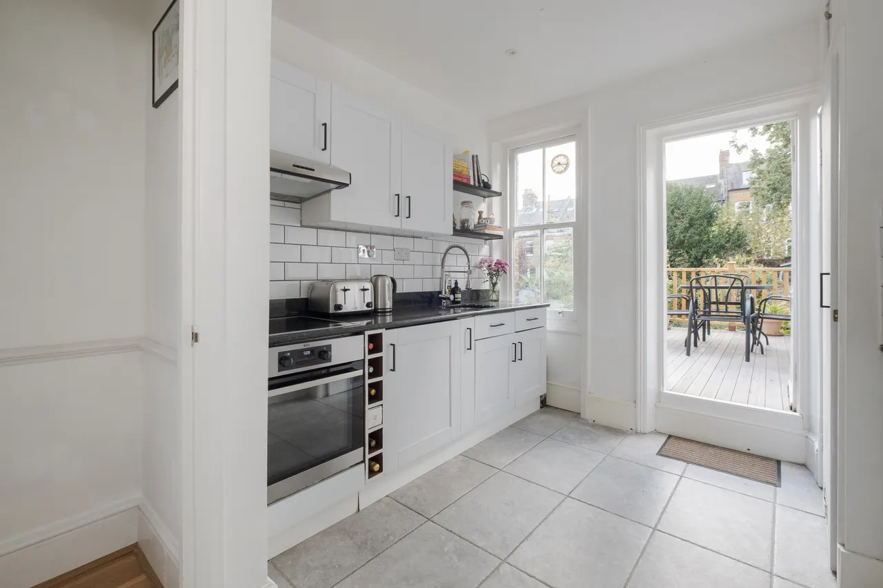 Hillfield Avenue, London, N8, photo 10