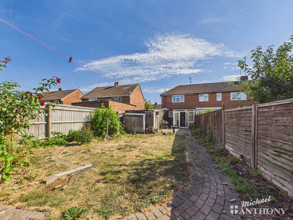 Meadowcroft, Aylesbury, HP19 9LN, photo 9