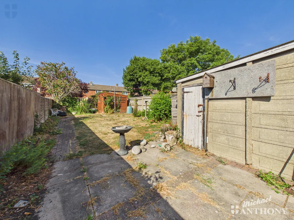 Meadowcroft, Aylesbury, HP19 9LN, photo 3