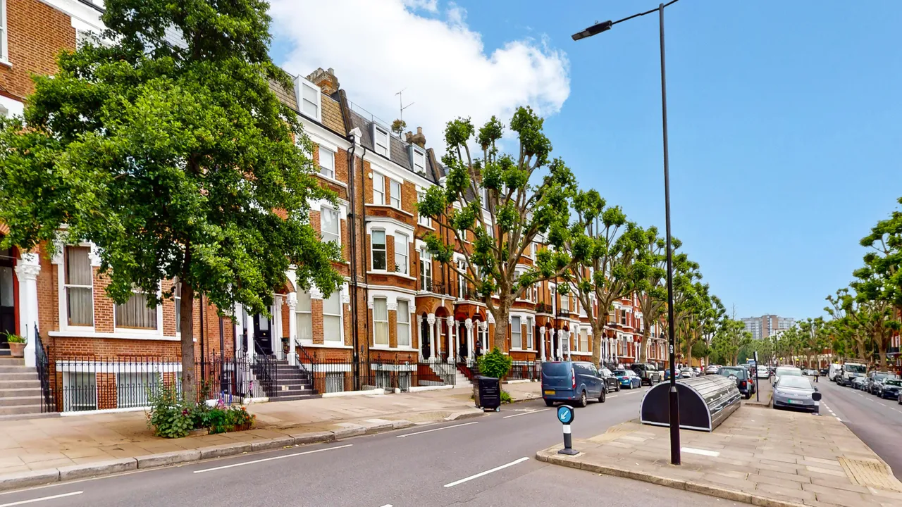 1 bed property to rent, Sutherland Avenue, London, W9
