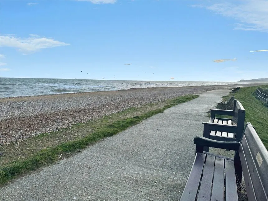 Dogs Hill Road, Winchelsea Beach, East Sussex, TN36, photo 7