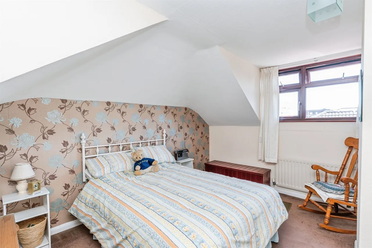 Salisbury Road, Totton, SO40, photo 17