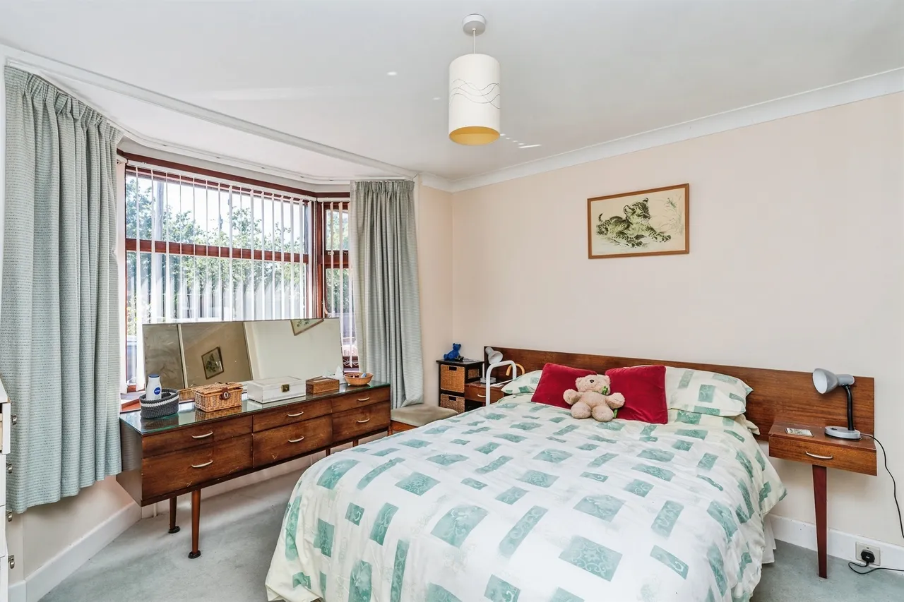 Salisbury Road, Totton, SO40, photo 15