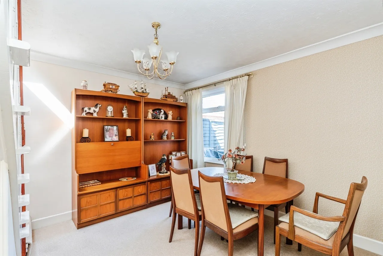 Salisbury Road, Totton, SO40, photo 13