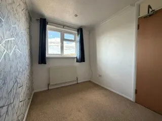 Julius Gardens, Luton, LU3, photo 10