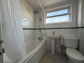 Julius Gardens, Luton, LU3, photo 6