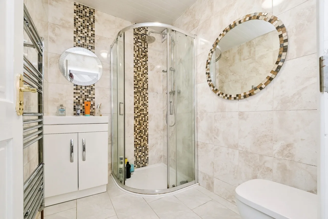 View Close, CHIGWELL, Essex, IG7, photo 14