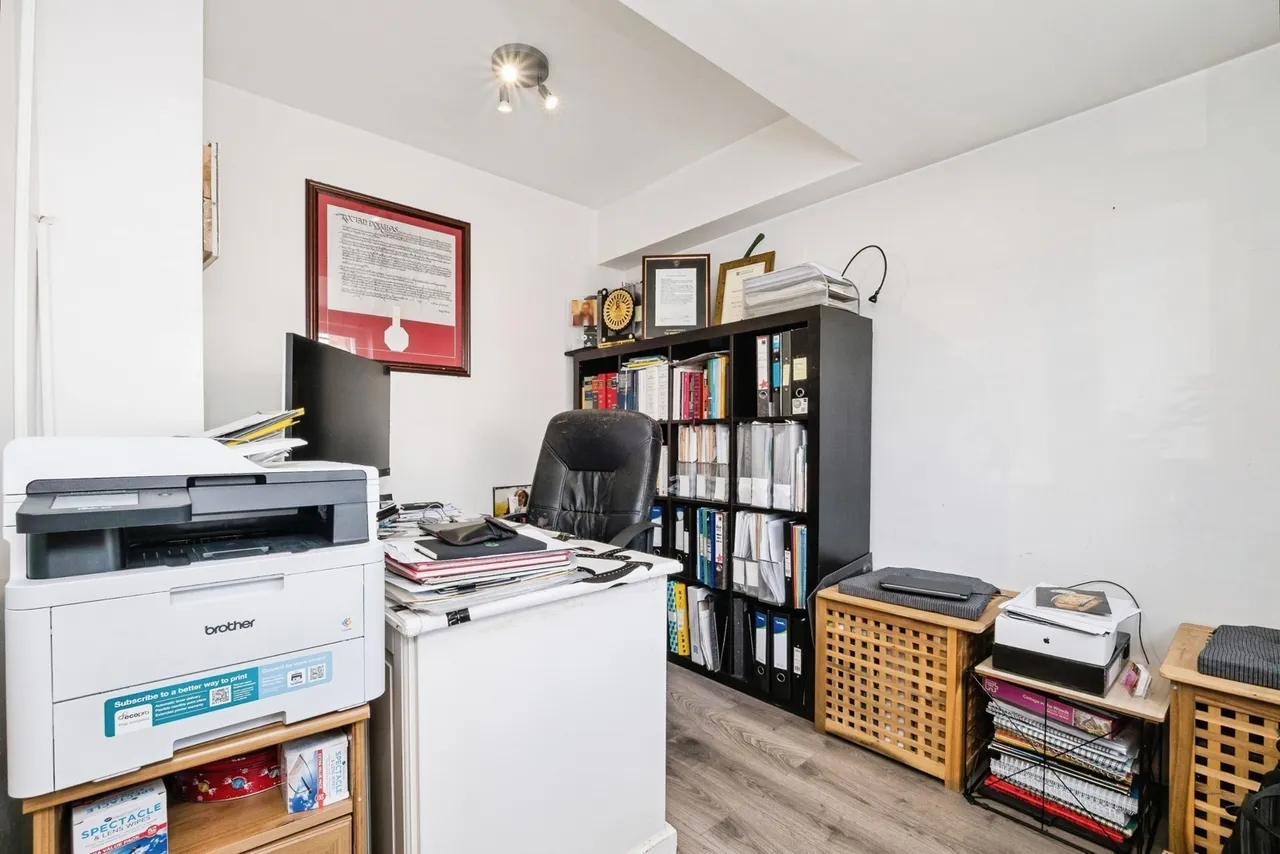 View Close, CHIGWELL, Essex, IG7, photo 13