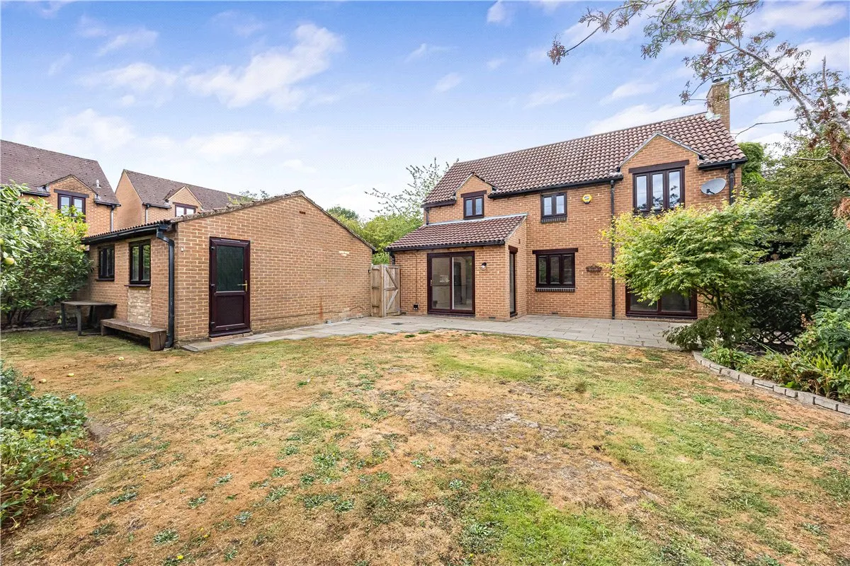 Goughs Lane, Bracknell, RG12, photo 3