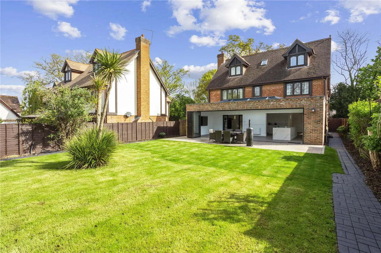 Sheldons Lane, Hook, RG27, photo 4