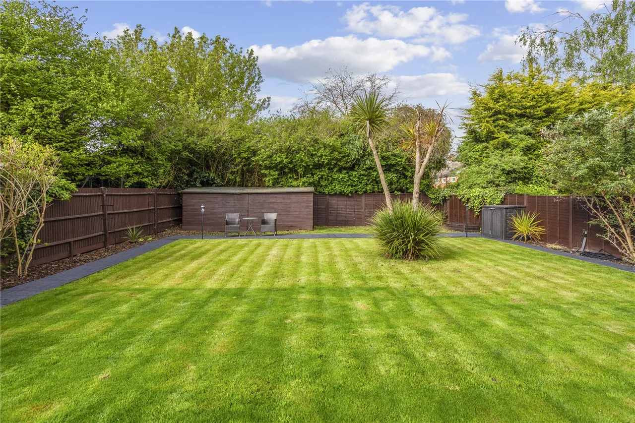 Sheldons Lane, Hook, RG27, photo 15