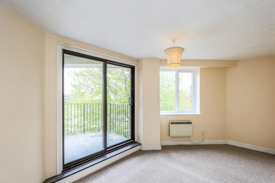 Clarence Road, Gosport, PO12, photo 5