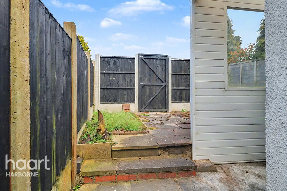 Hagley Road West, Oldbury, B68, photo 15
