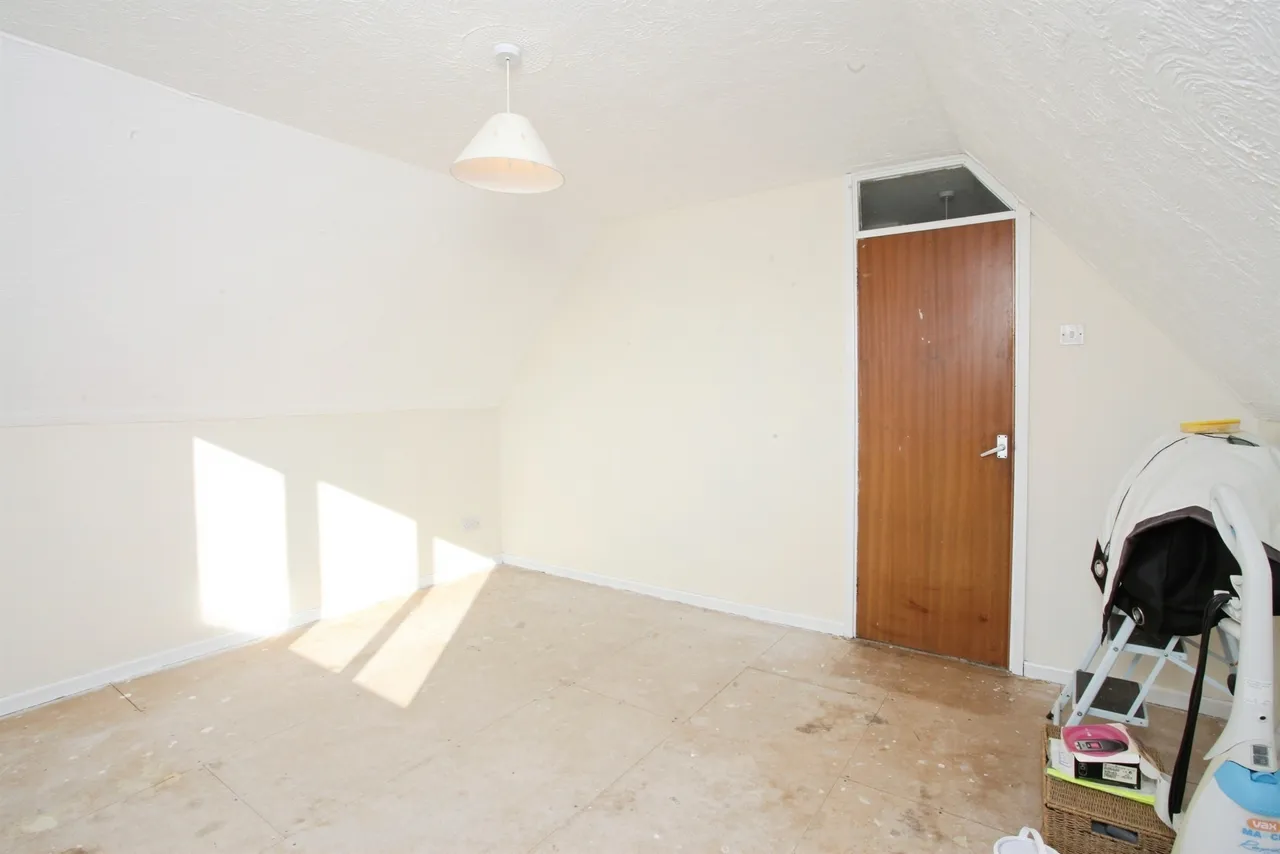 Heol Cwm Ifor Caerphilly, CF83, photo 9