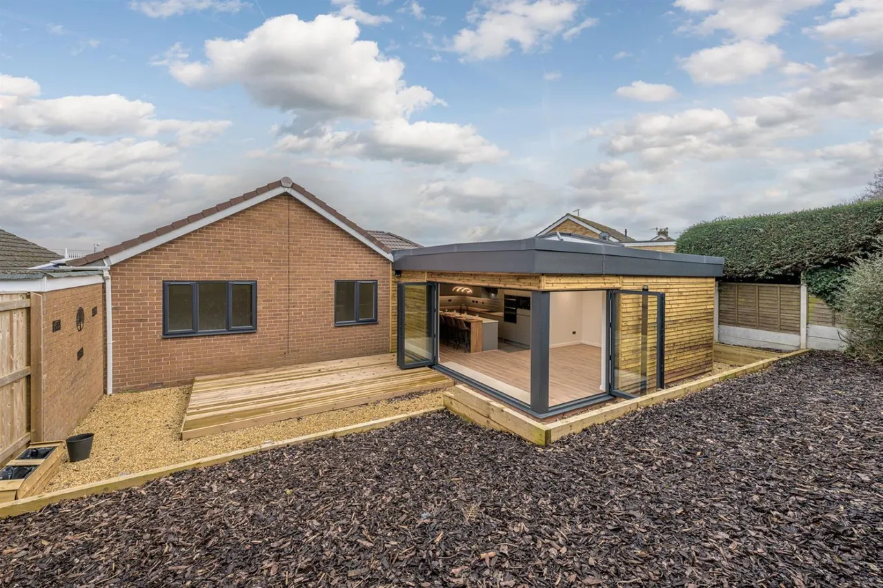 3 bed house for sale — Elmwood Road, Wordsley, DY8 5JL
