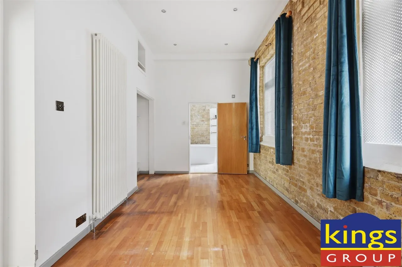 Lansdowne Drive, London, photo 8