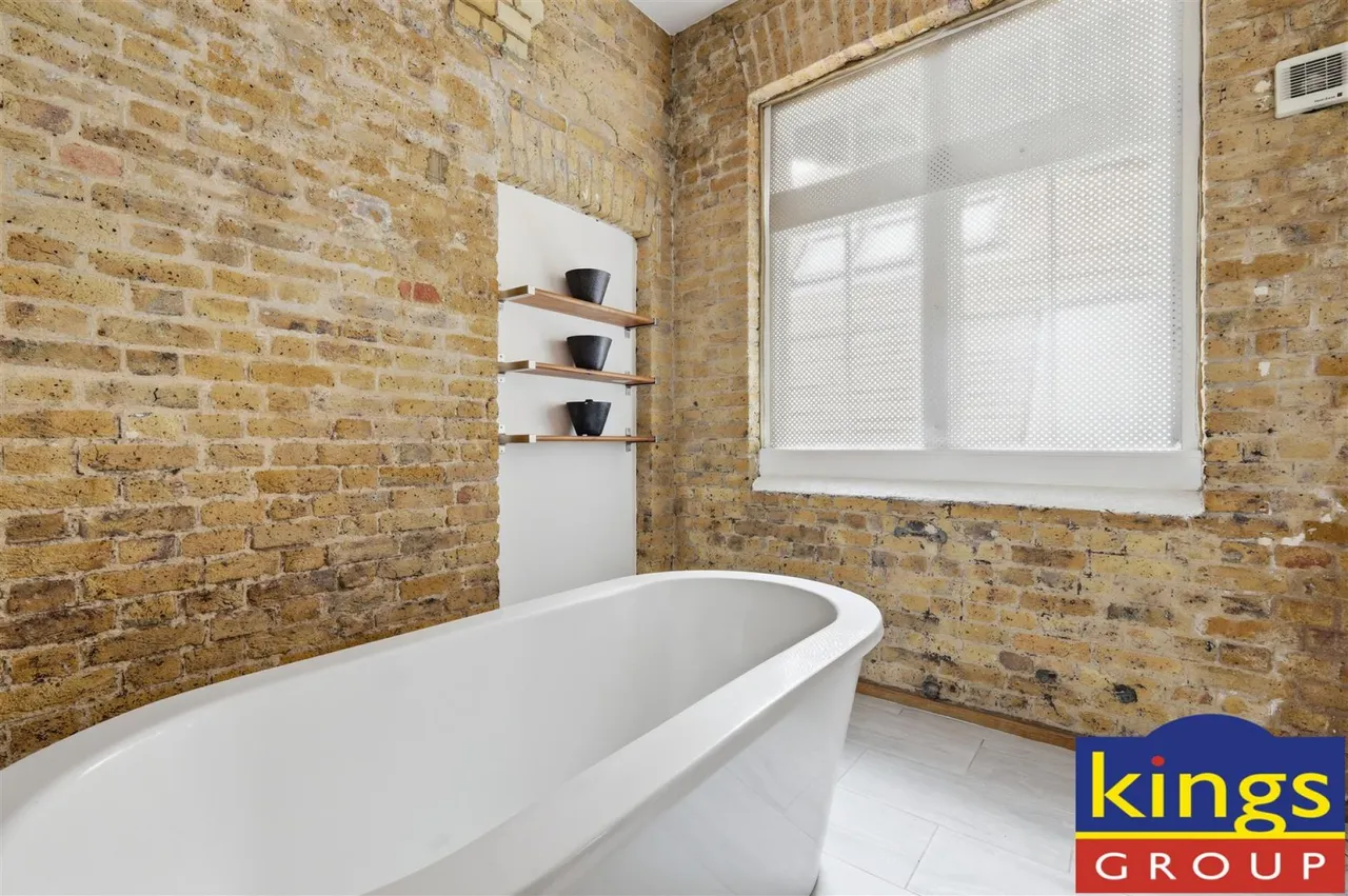 Lansdowne Drive, London, photo 9