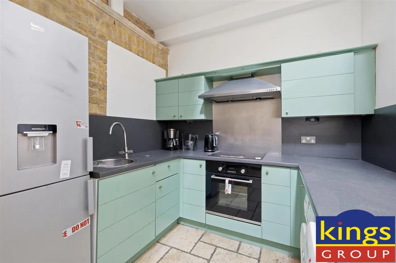 Lansdowne Drive, London, photo 5