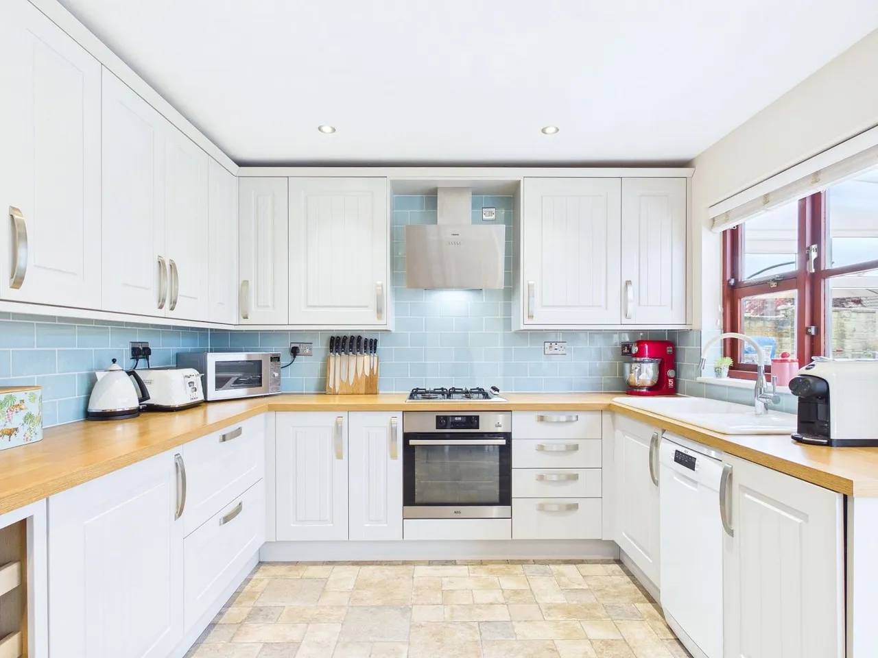 Woodhouse Close, Cirencester, GL7, photo 12
