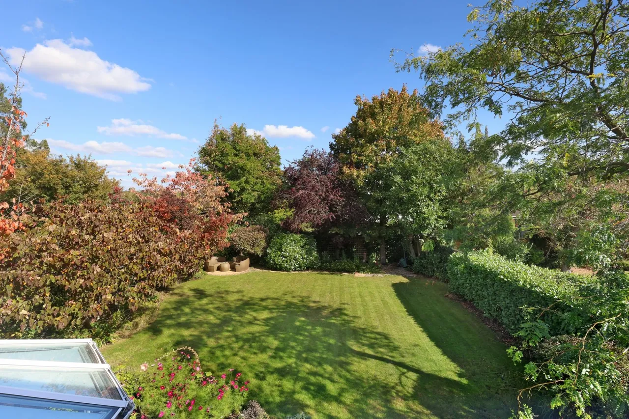 Woodside Avenue, Beaconsfield, HP9, photo 22