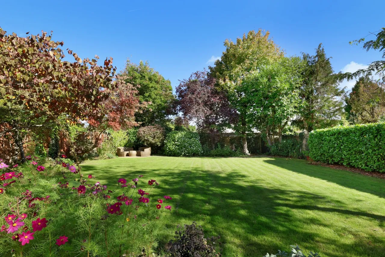 Woodside Avenue, Beaconsfield, HP9, photo 4