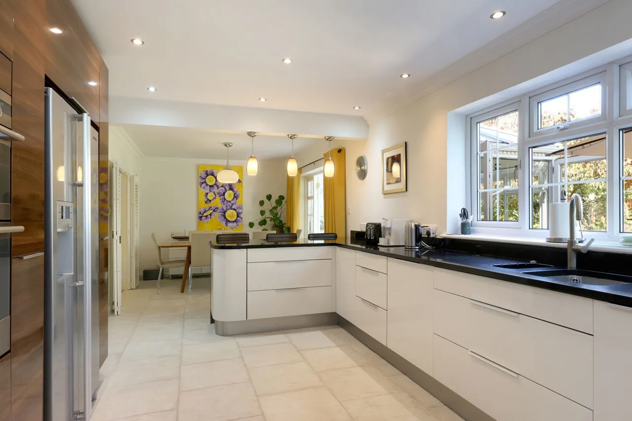 Woodside Avenue, Beaconsfield, HP9, photo 6