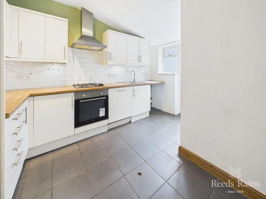 Trafalgar Terrace, Scarborough, YO12, photo 4