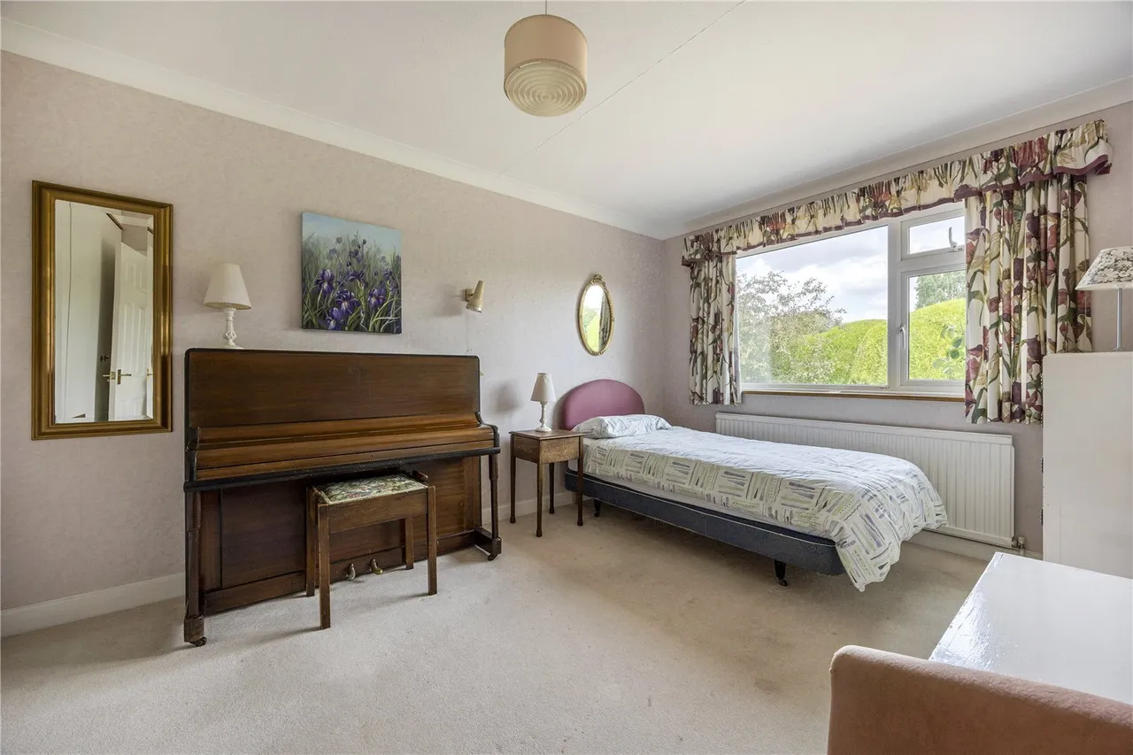 Greenhills Close, Charlton Kings, GL53, photo 13