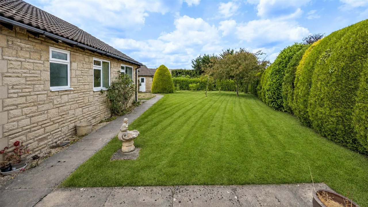 Greenhills Close, Charlton Kings, GL53, photo 20