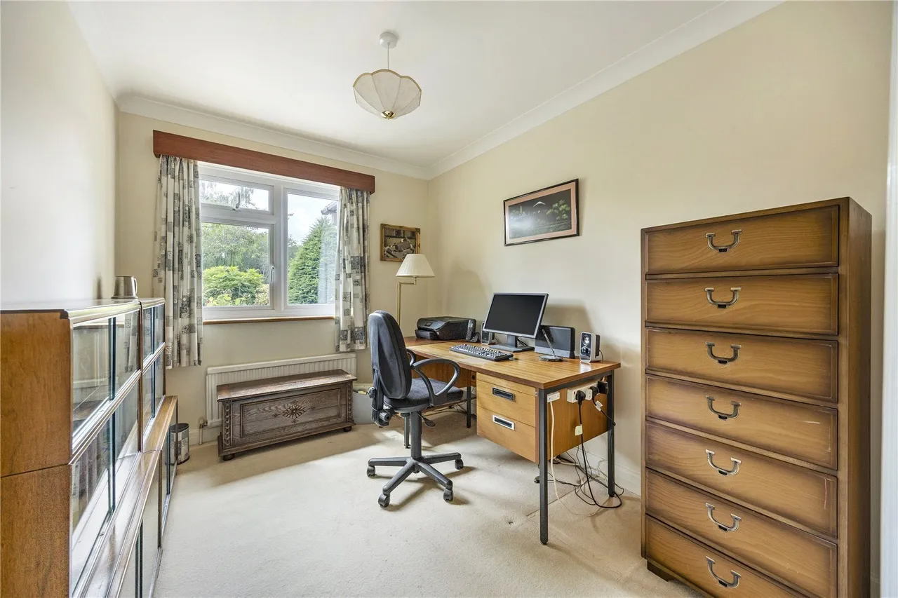 Greenhills Close, Charlton Kings, GL53, photo 15