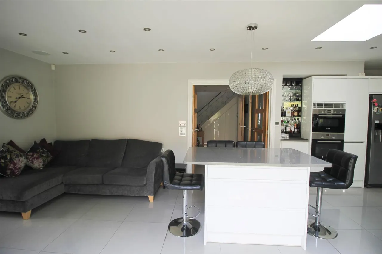 High Wycombe, Buckinghamshire, HP13 5JY, photo 6