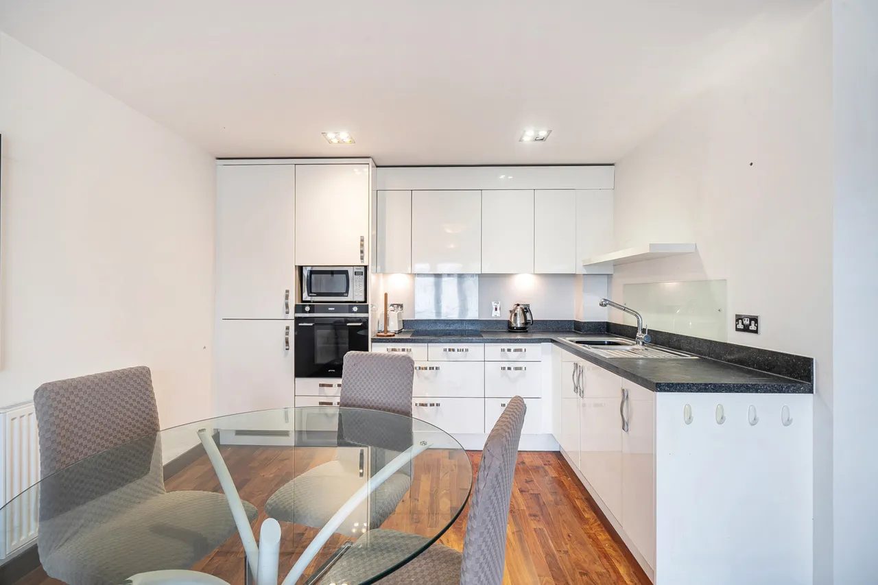 Modern riverside living at its finest!, UB9, photo 17