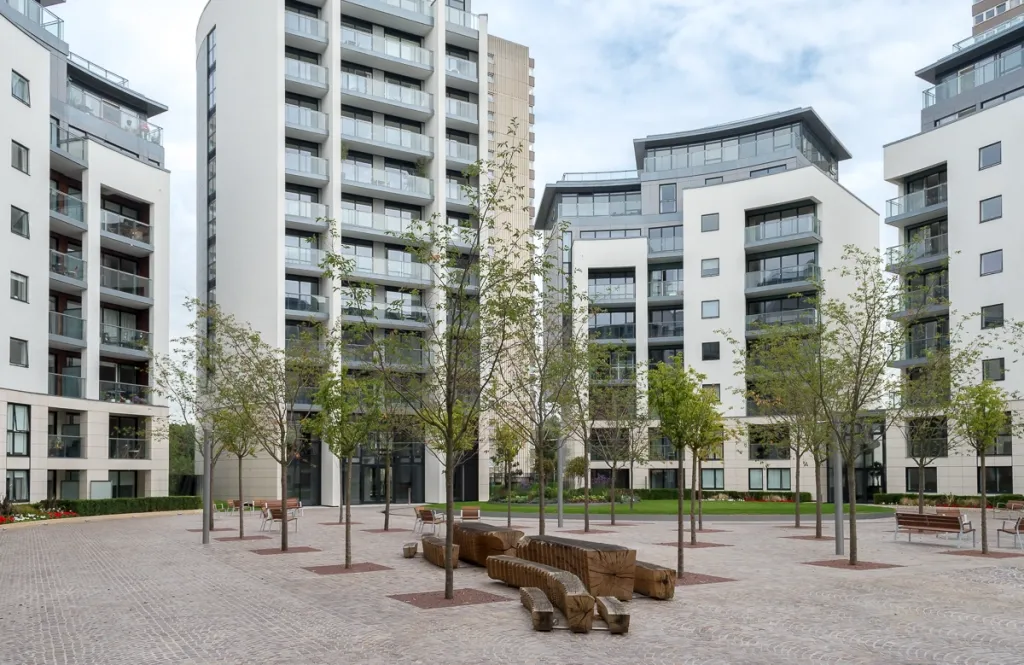Pump House Crescent, Brentford, TW8, photo 16