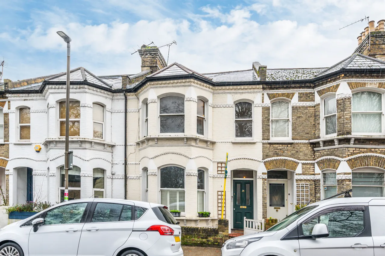 26b Cabul Road, London, photo 7